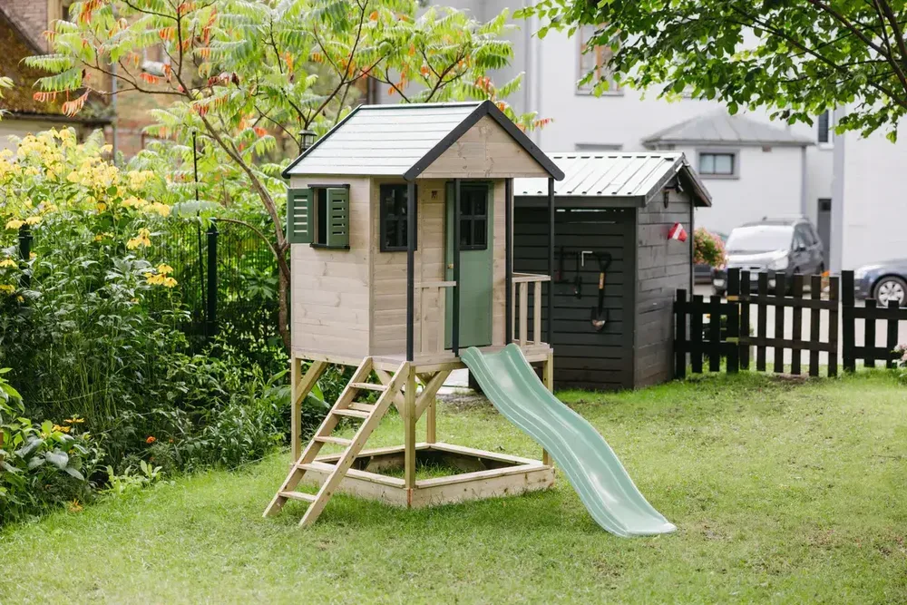 Детска къщичка за приключения Cottage House с платформа и пързалка - Пастелно зелен, снимка 6