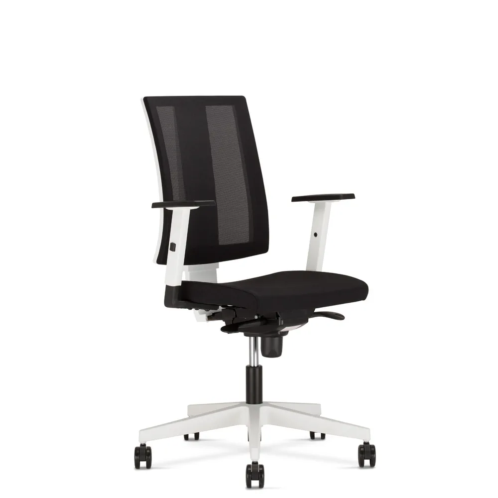 Работен стол Navigo White MESH Plus