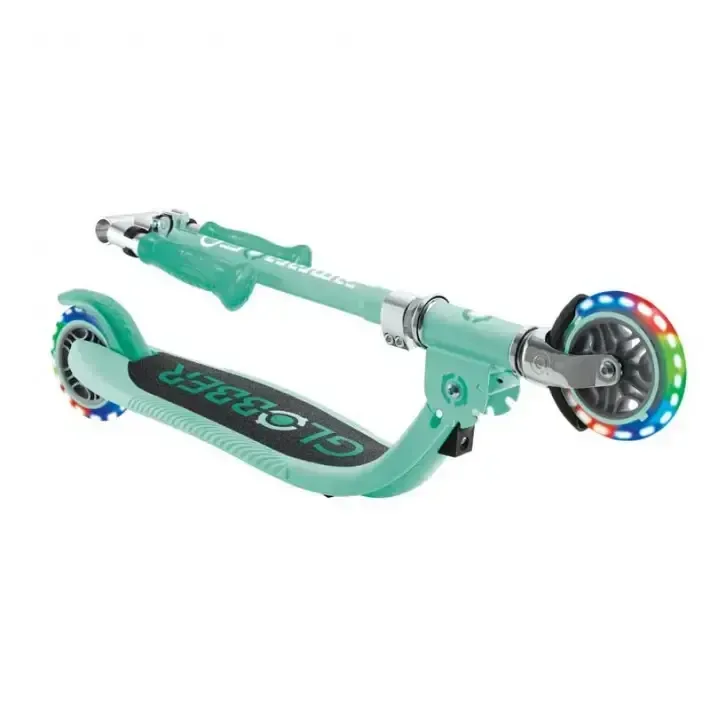 Детска сгъваема тротинетка с две светещи колела Globber Flow Foldable Junior Lights - ментова, снимка 6