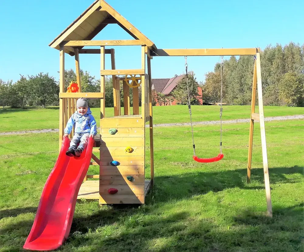 Кула Junior Activity с пързалка, пясъчник и една люлка, снимка 3