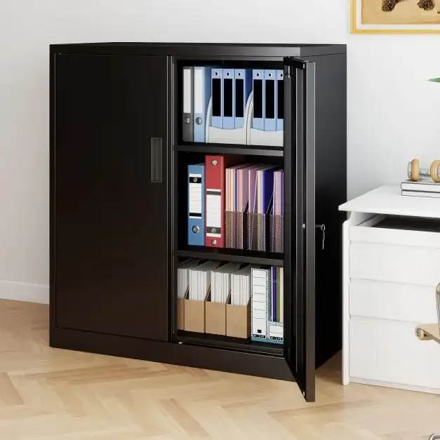 Метален шкаф за документи с две вратички, ключалка и 2 регулируеми рафта, черен, снимка 3