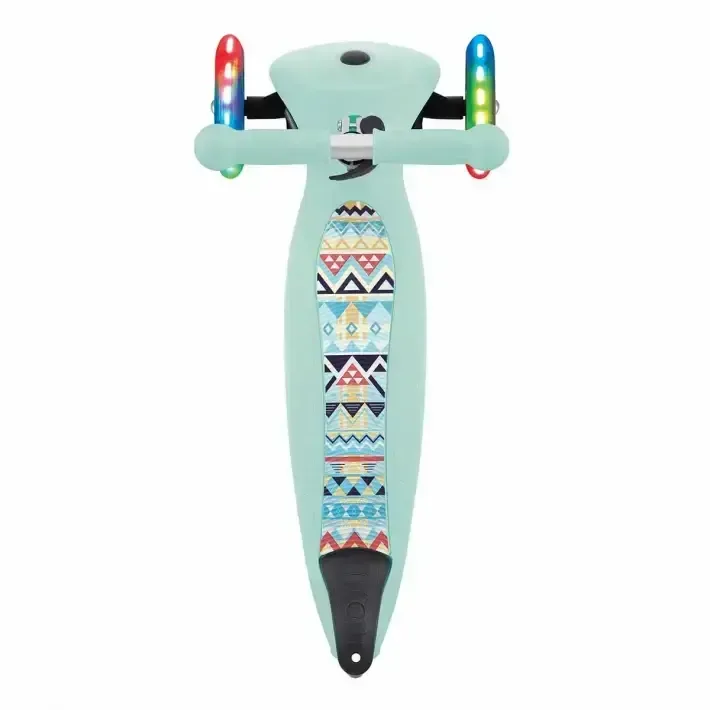 Сгъваема тротинетка със светещи колела Globber Junior Fantasy Lights, ментово зелена, снимка 8
